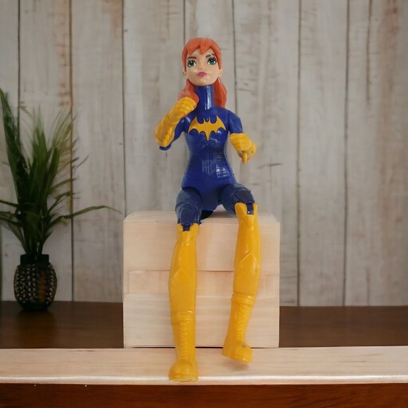 Batgirl DC Comics Super Hero Action Figure 2016 Mattel Collectable Replacement - Picture 1 of 6